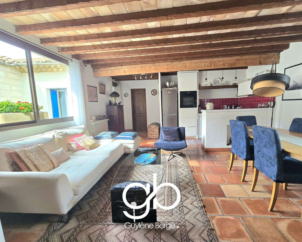 Maison à SAINT-SERIES