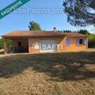 Photo 1 - Maison à LES ISSARDS