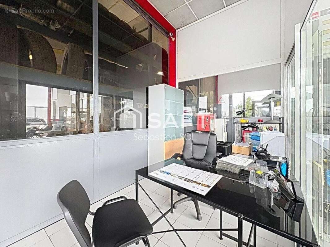 Photo 8 - Commerce à CAUSSADE