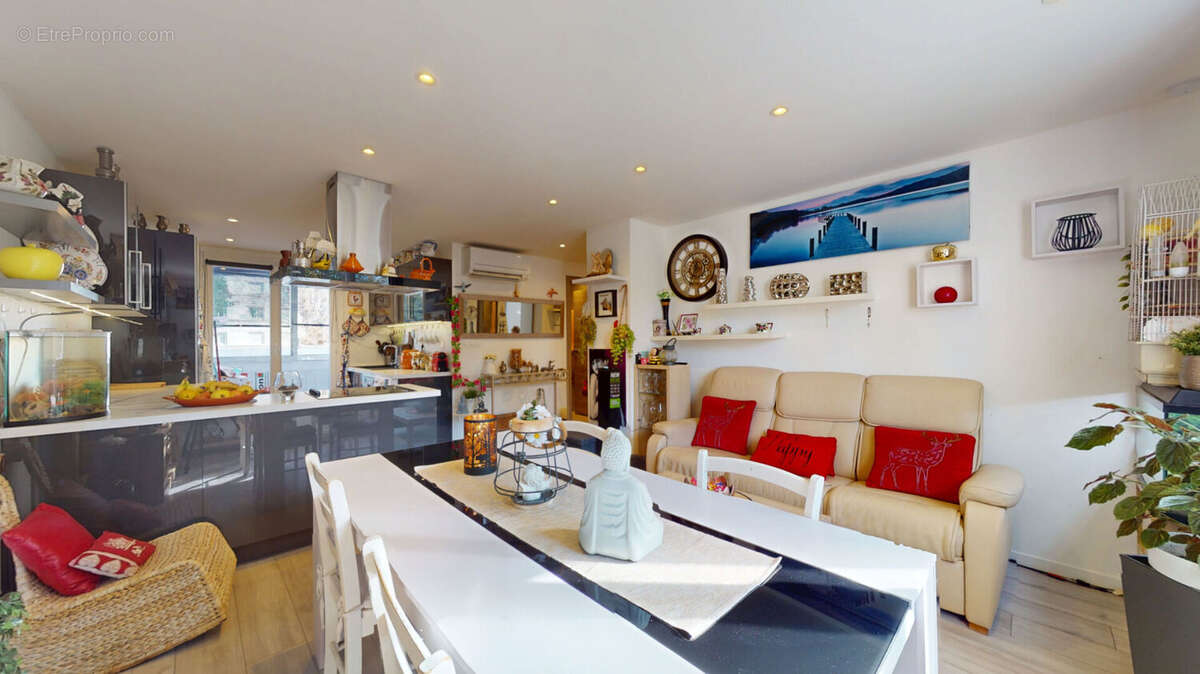 Appartement à SAINT-MARTIN-D&#039;HERES