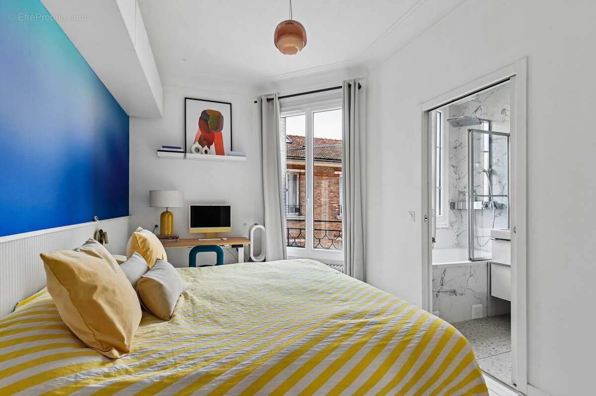 Appartement à NEUILLY-SUR-SEINE