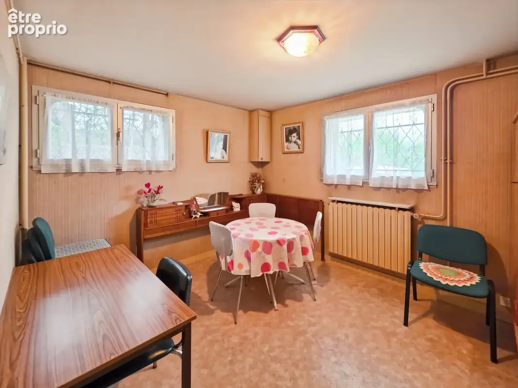 Lons-le-Saunier – Maison 4 chambres, terrasse couverte et extérieur sans vis-à-vis - photo 10