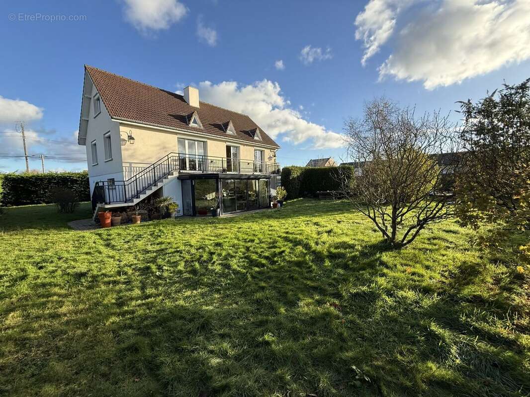 Maison à OCTEVILLE-SUR-MER