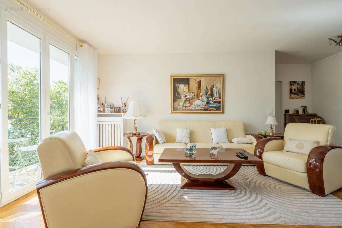 Appartement à NOGENT-SUR-MARNE