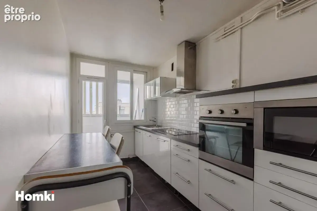 OPPORTUNITÉ – T3 bis de 78 m² avec balcon – Vénissieux Les Marronniers - photo 5