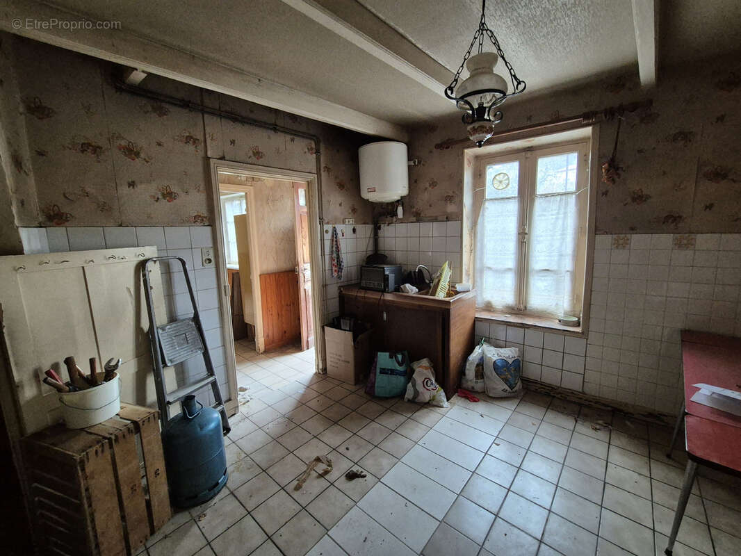 Maison à SAINT-SANDOUX