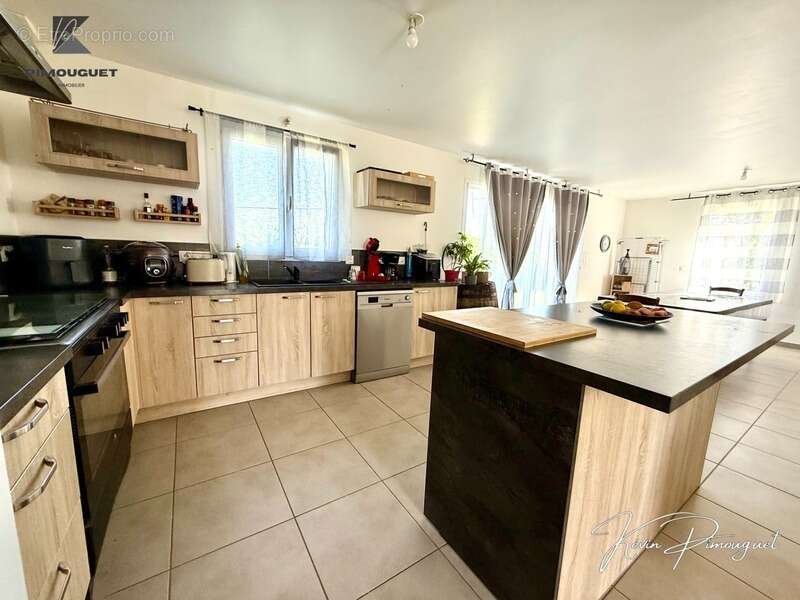 Maison à vendre 5 pièces SAINT FERME (33) - photo 4