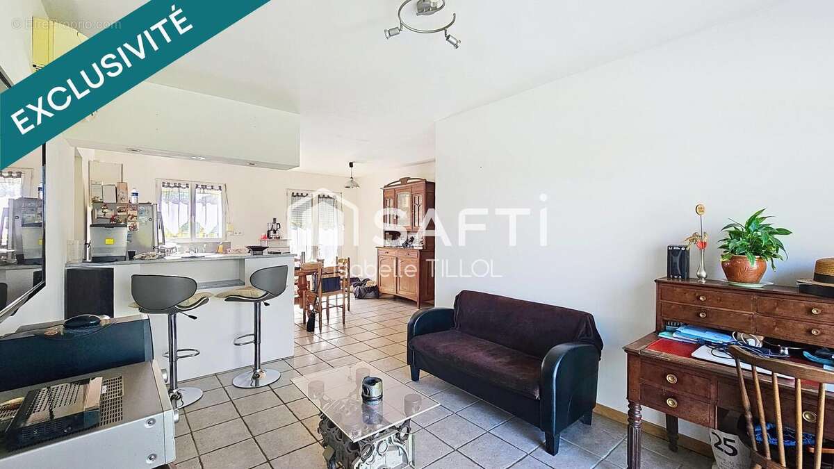 Photo 2 - Maison à CHAMPAGNE-LES-MARAIS