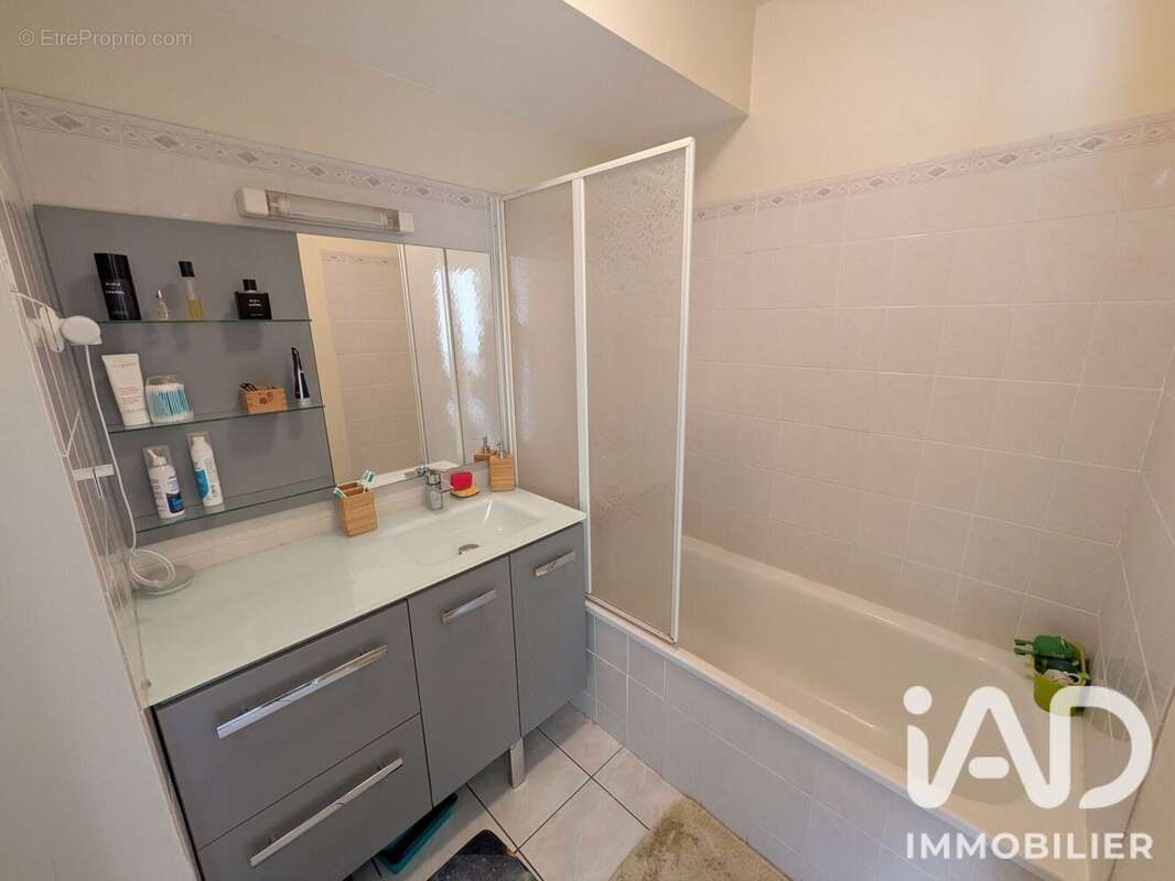 Appartement 52 m² à Saint-Cyr-Sur-Loire  - photo 7