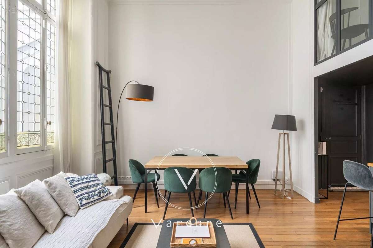 Appartement à PARIS-7E