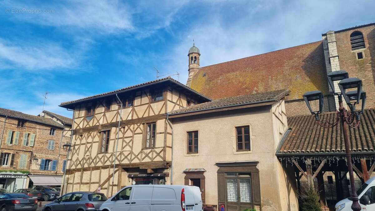 Appartement à CHATILLON-SUR-CHALARONNE