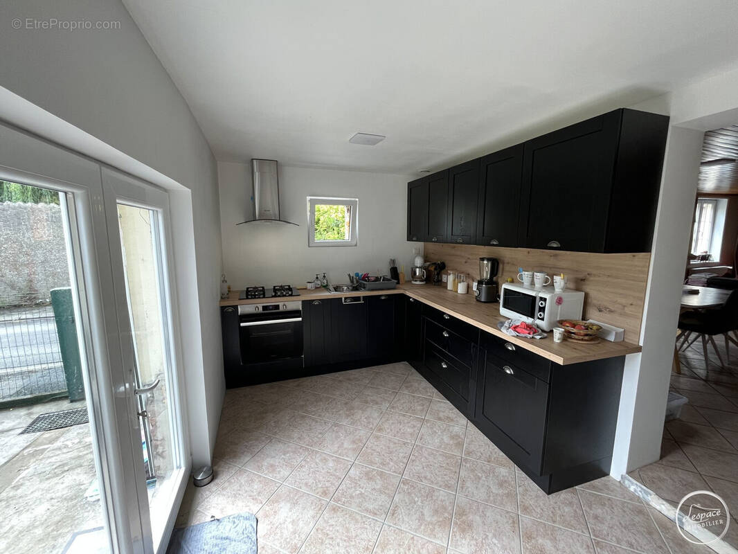 Maison à SAINTE-MARIE-KERQUE