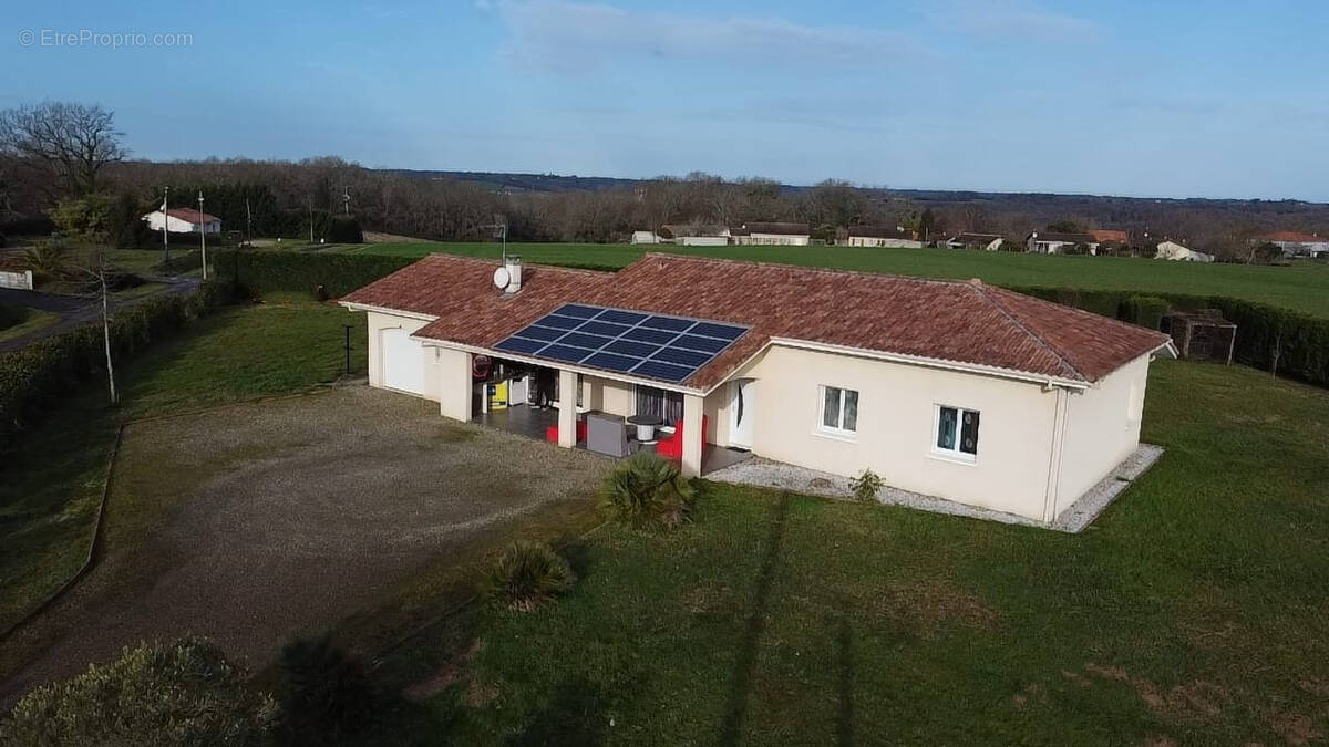 Maison à SAINT-SEVER