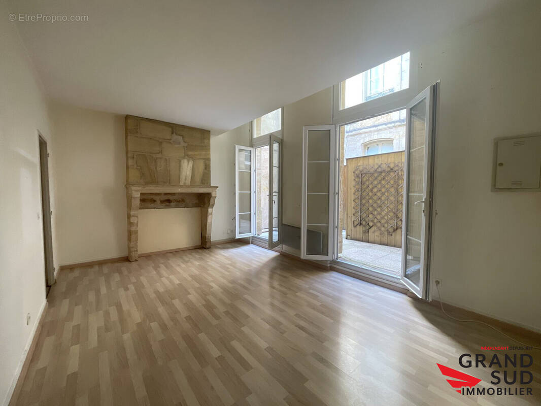 Appartement à BORDEAUX