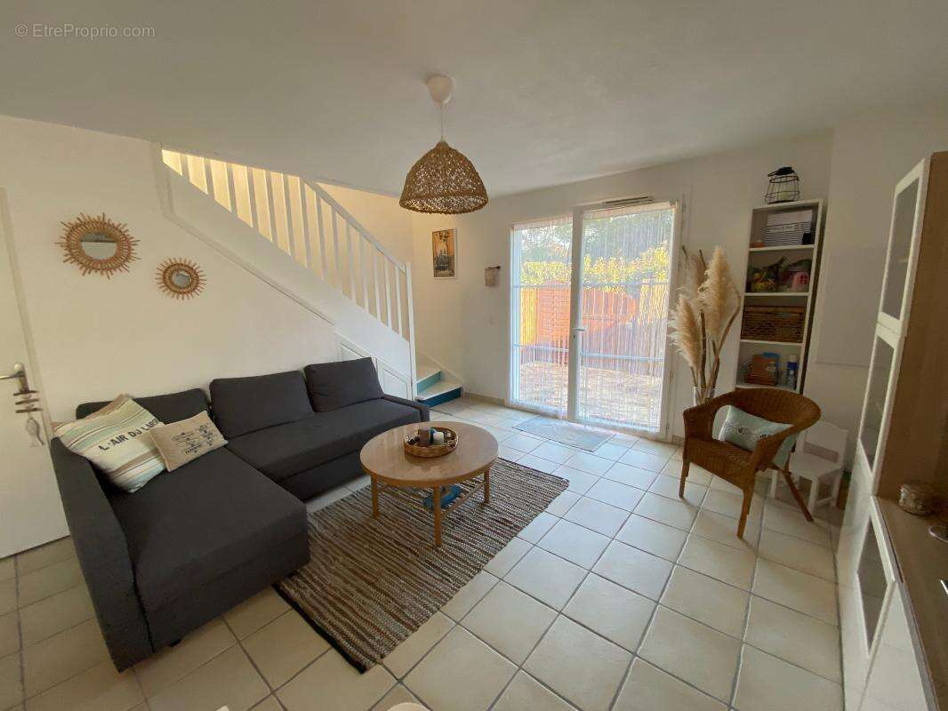 Maison à LES MATHES