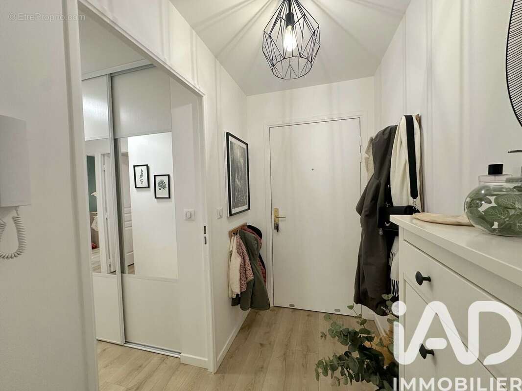 Photo 7 - Appartement à LE PLESSIS-BELLEVILLE