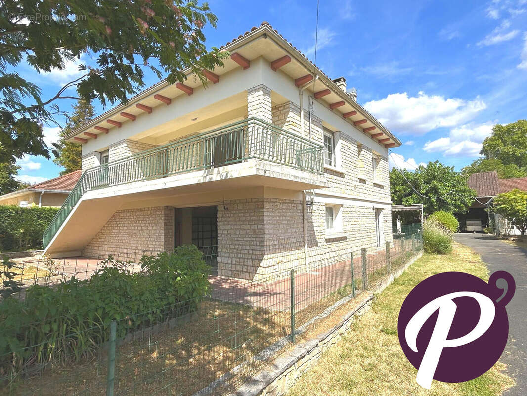 Maison 167 m² à Bergerac  - photo 2