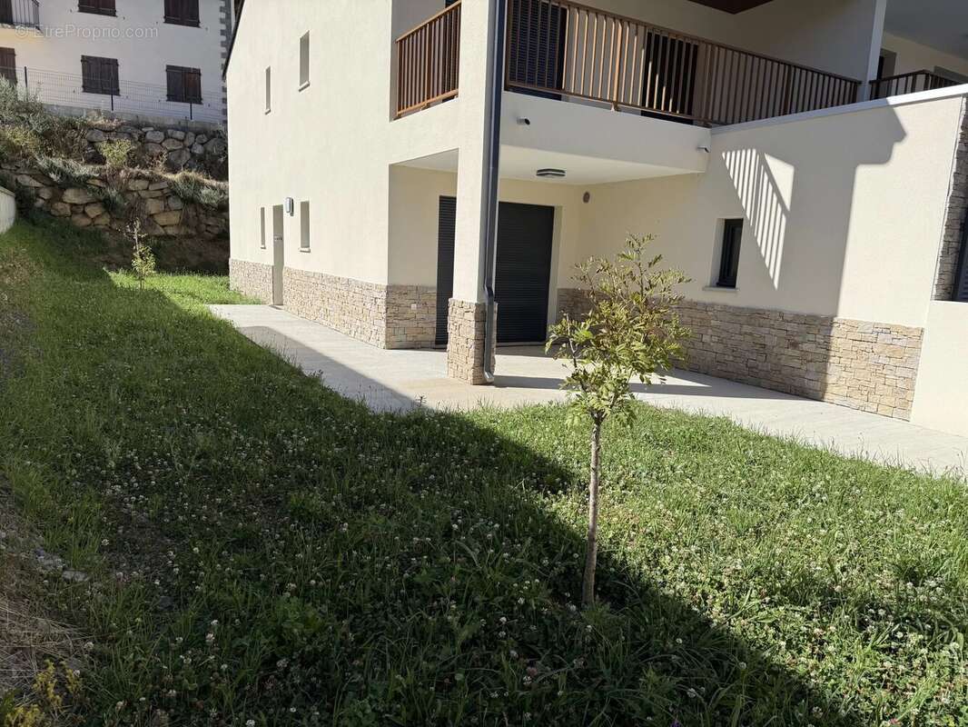 Appartement à FORMIGUERES