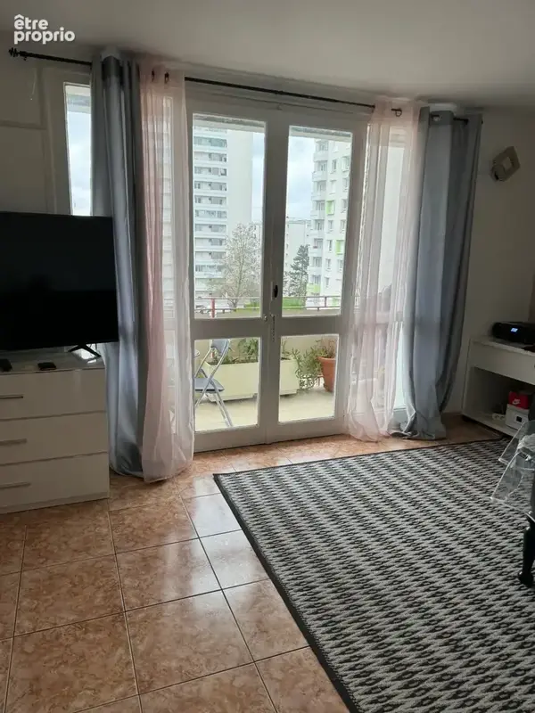 Appartement 4 pièces 75 m² à vendre à Creteil (94000) - photo 7