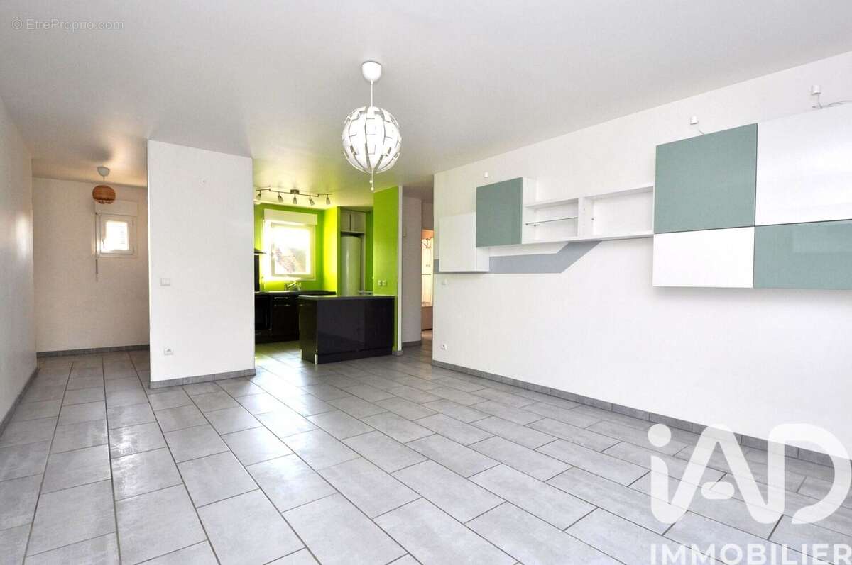 Photo 2 - Appartement à VERT-LE-PETIT