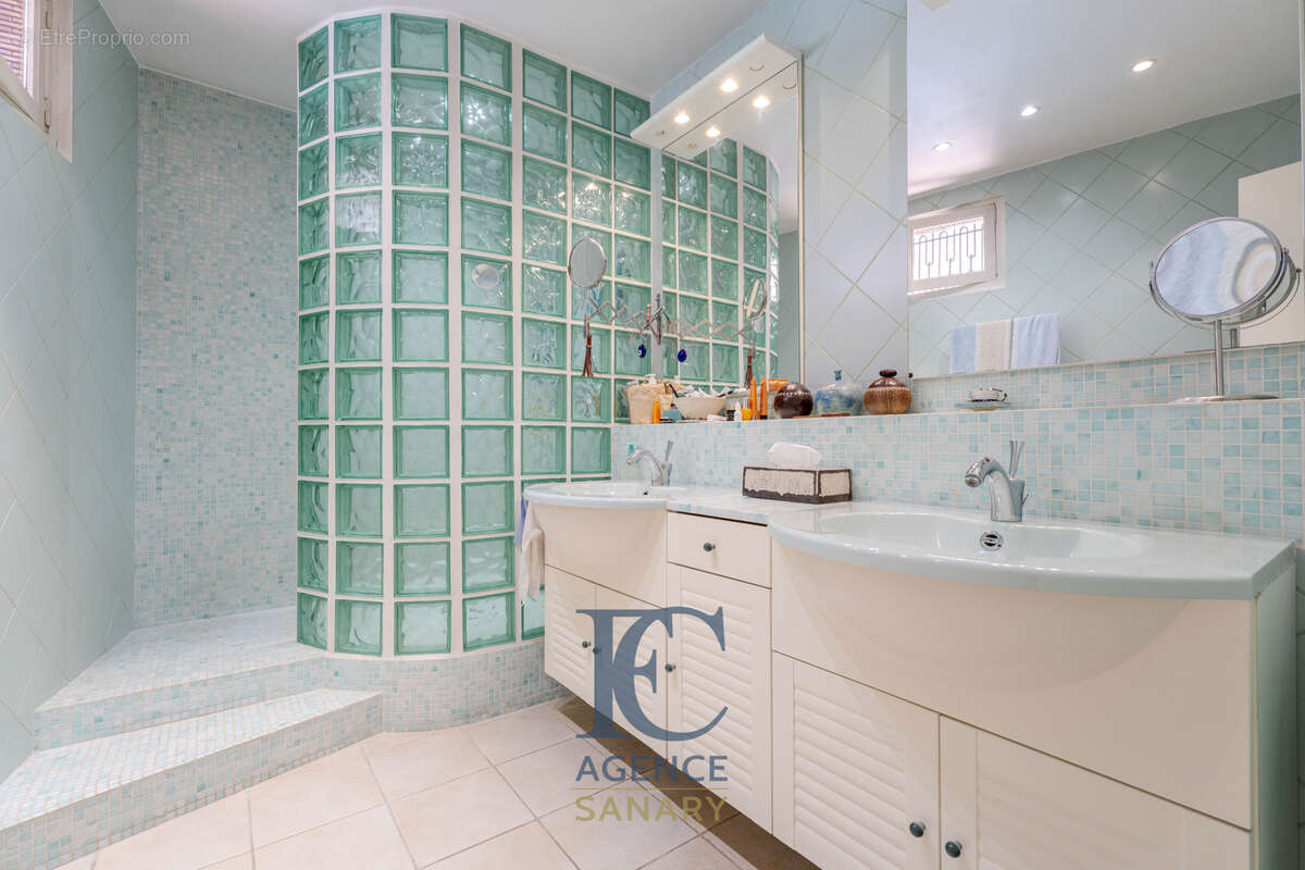 Maison à SANARY-SUR-MER