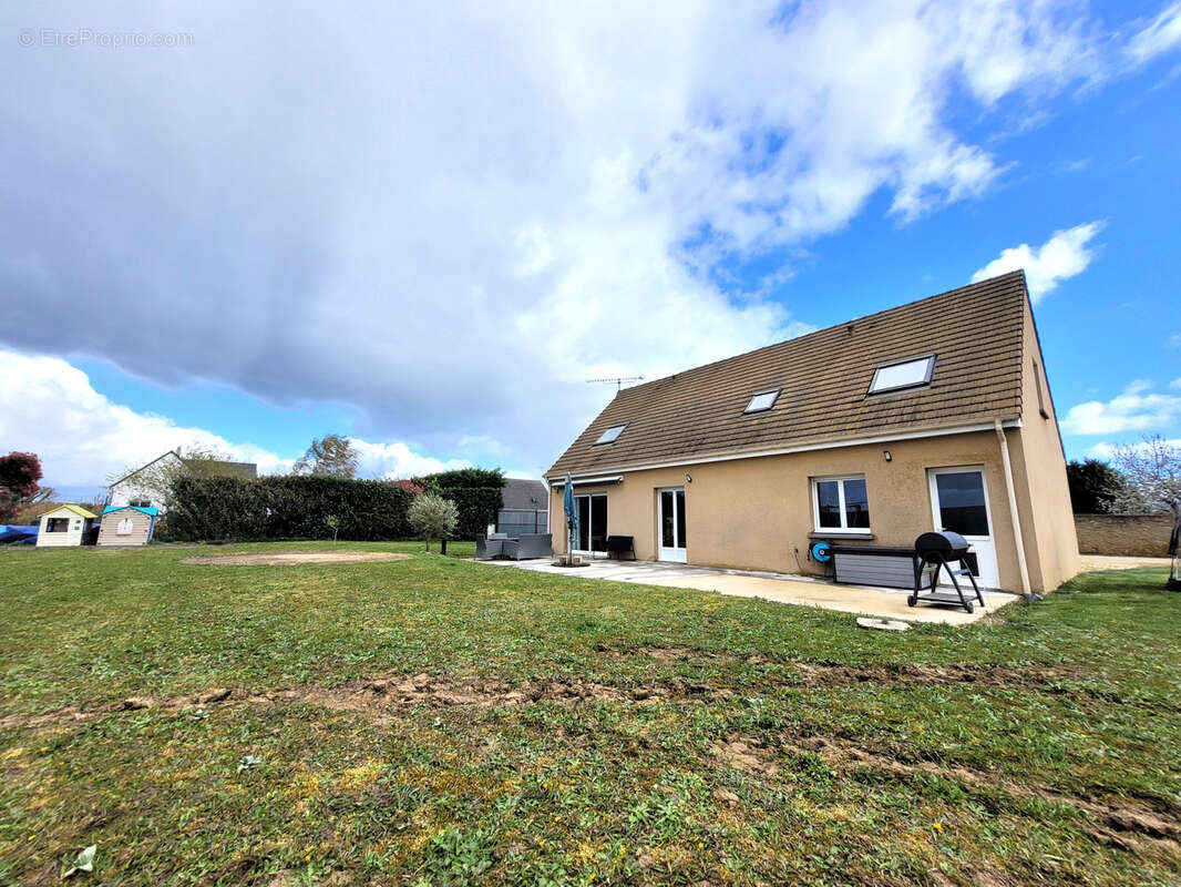 Maison à PRUNAY-EN-YVELINES