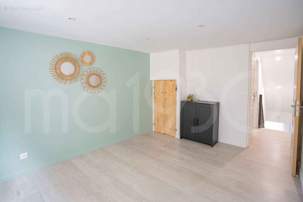 Un triplex avec terrasse en plein centre! - photo 8
