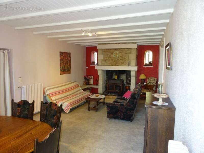 Maison à HIERSAC