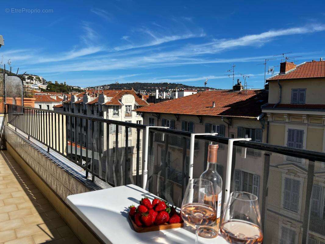 Appartement à NICE