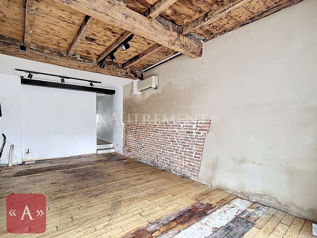 Maison à SAINT-SULPICE