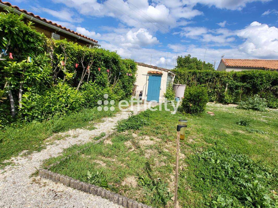 Maison de village - photo 13