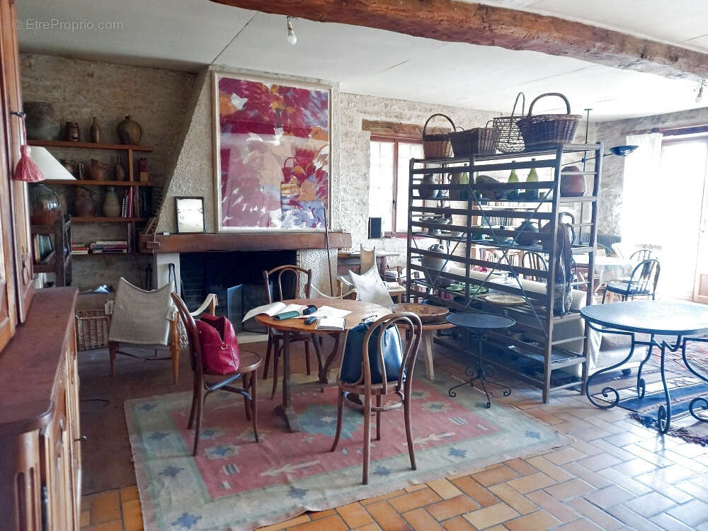 Maison de ville - reference 4966 - photo 3
