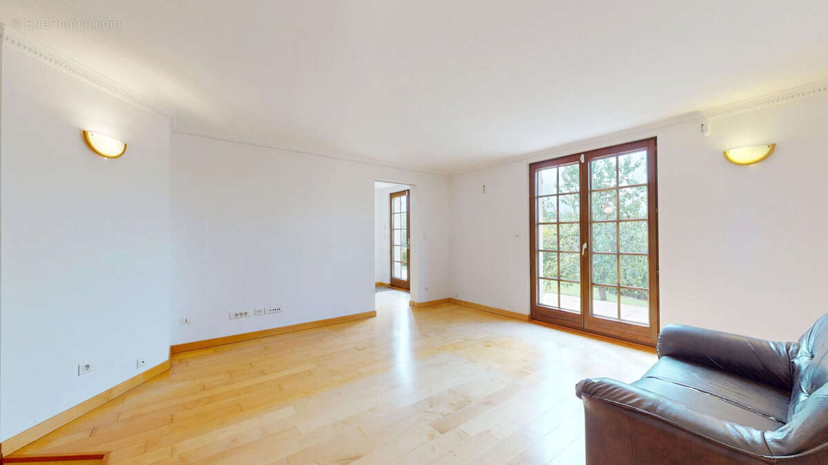 Maison à MACHEREN