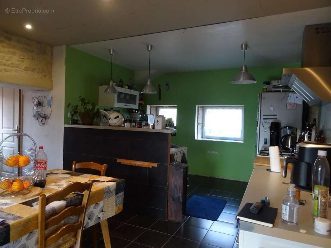 Maison 250 m² à Rully  - photo 3