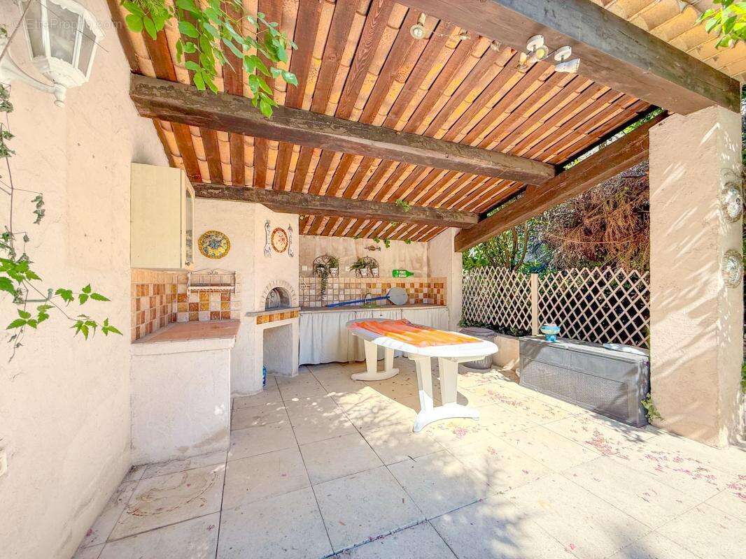 Villa familiale (4 chbres) avec piscine + studio indépendant et excellente performance énergétique - photo 7