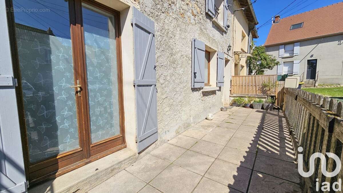 Maison 110 m² à Rebais  - photo 7