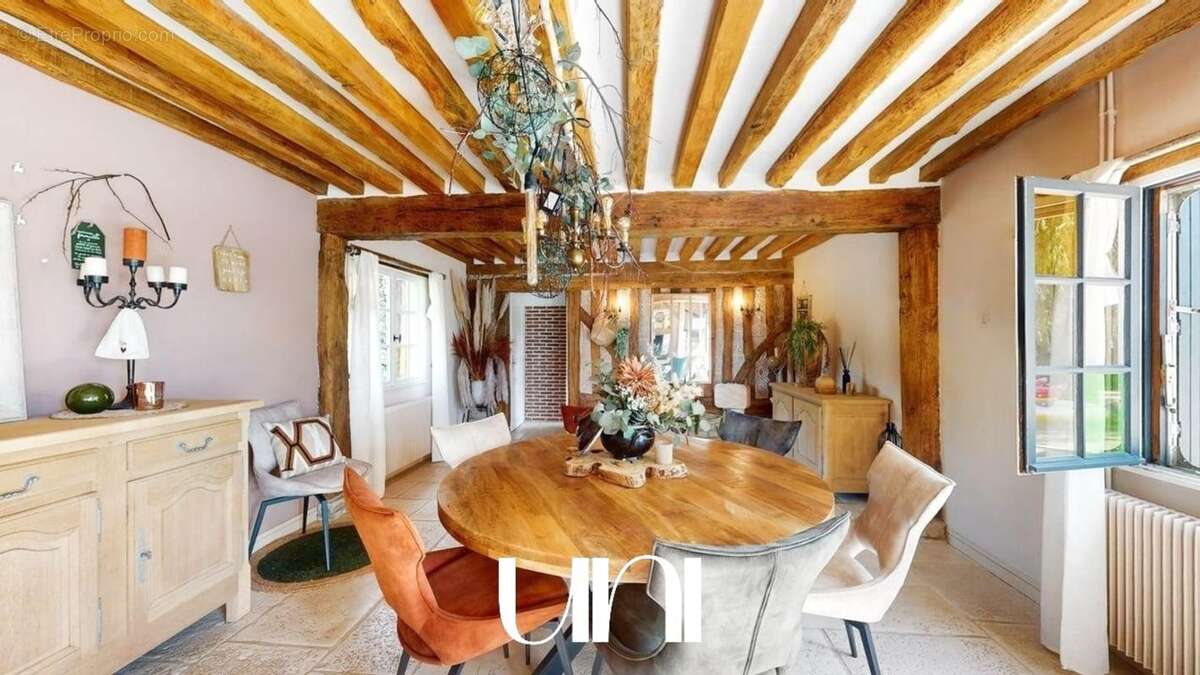 Maison 245 m² à Fauguernon  - photo 6