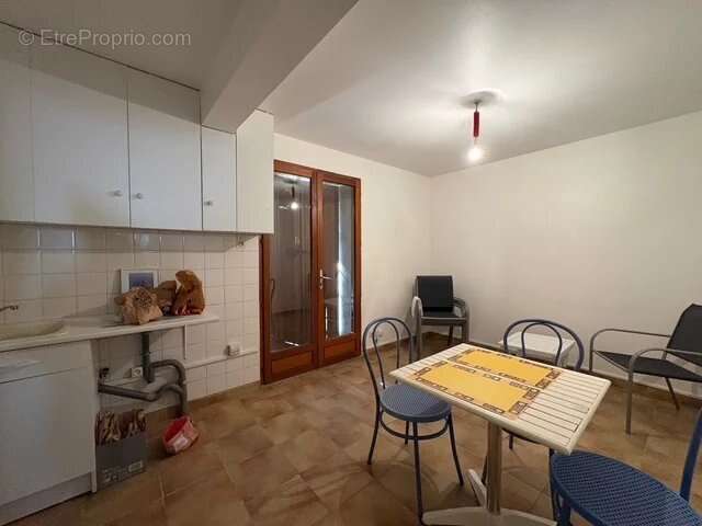 Maison à MONTELIMAR