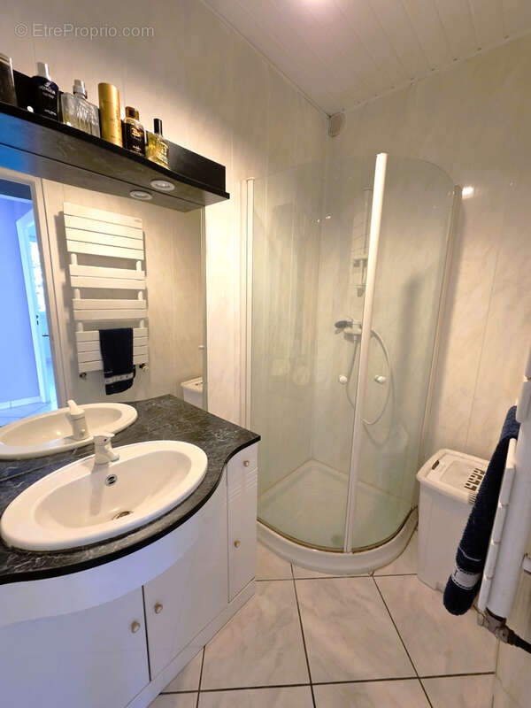 Maison à PARAY-VIEILLE-POSTE