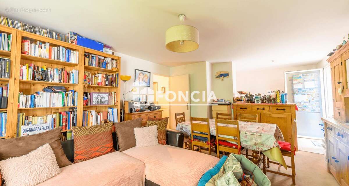 Appartement à LA QUEUE-EN-BRIE