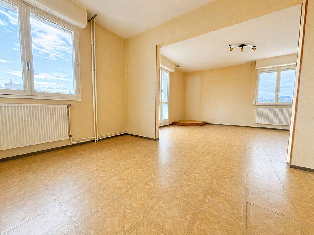 Appartement à CLERMONT-FERRAND