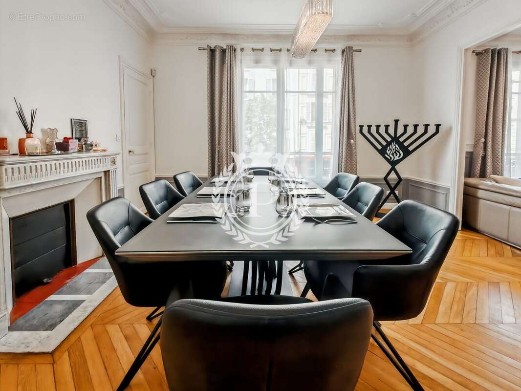 Appartement à LE RAINCY