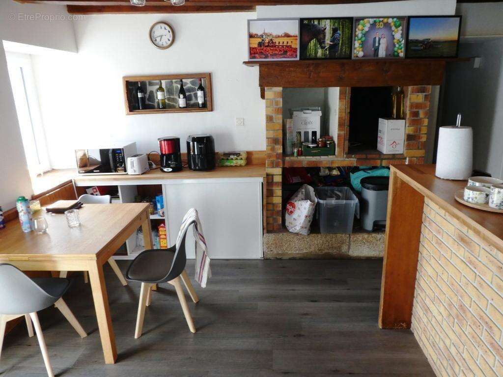 Maison à SAINTE-BRIGITTE