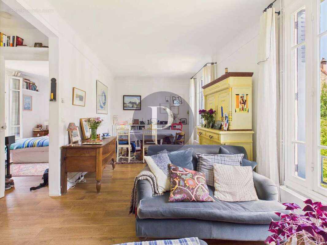 Maison à BOURG-LA-REINE