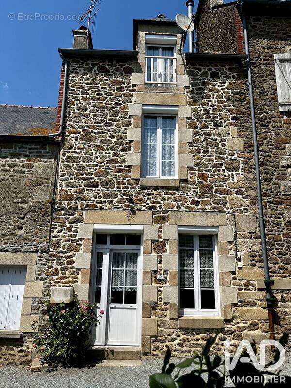 Photo 1 - Maison à BOURSEUL