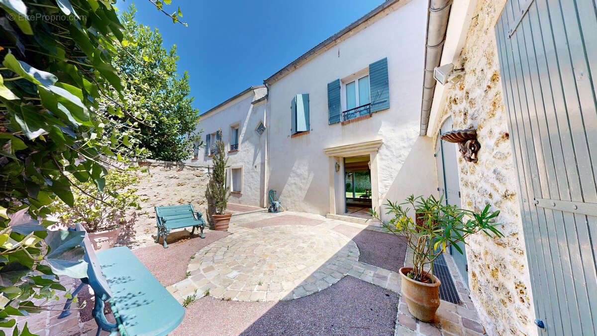 Maison à LES ALLUETS-LE-ROI