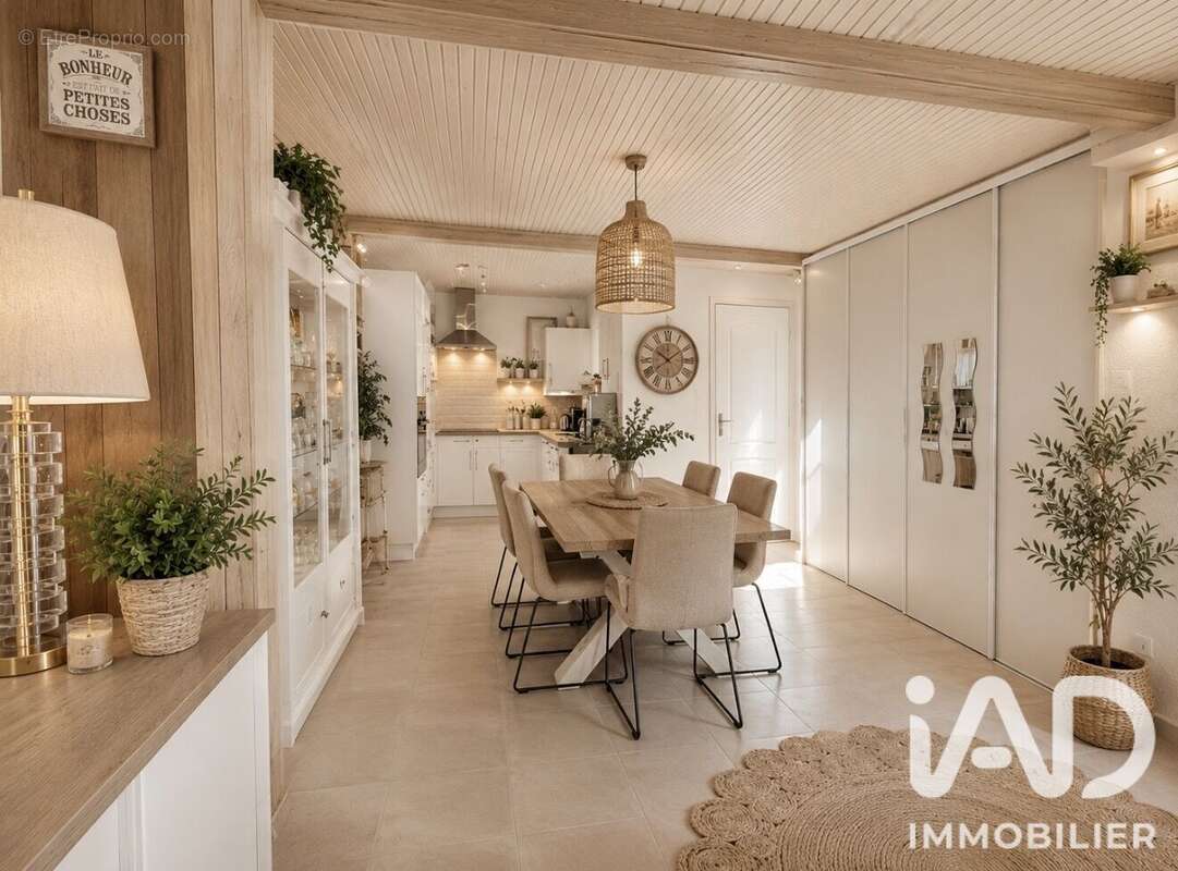55 m² à Le Castellet  - photo 2