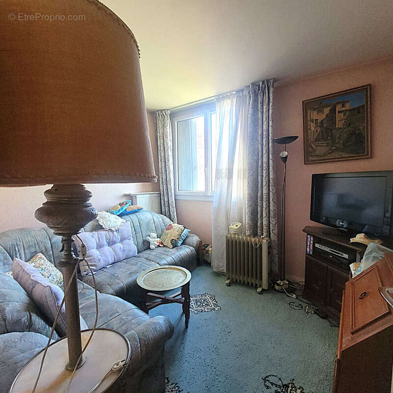 Appartement à LES ULIS