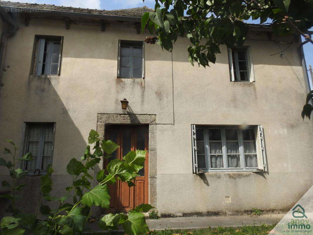 Maison à SAINT-AMANS-DES-COTS