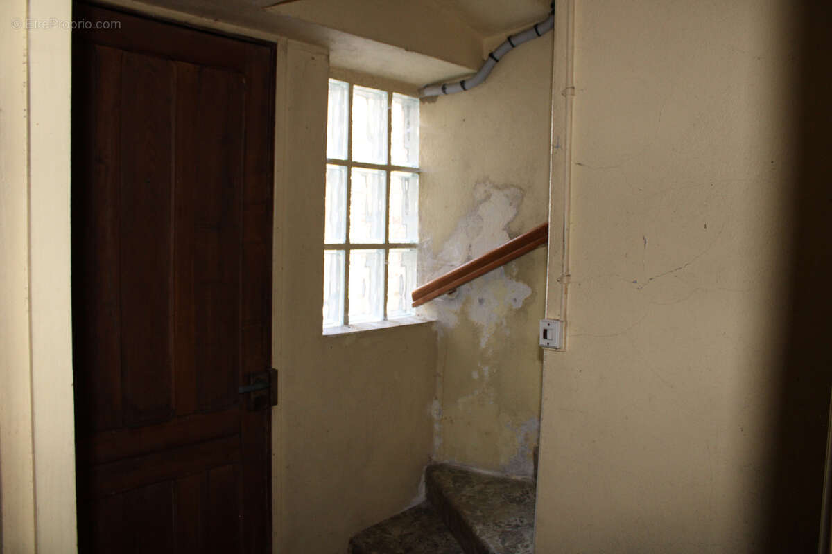 Maison à RIOM-ES-MONTAGNES